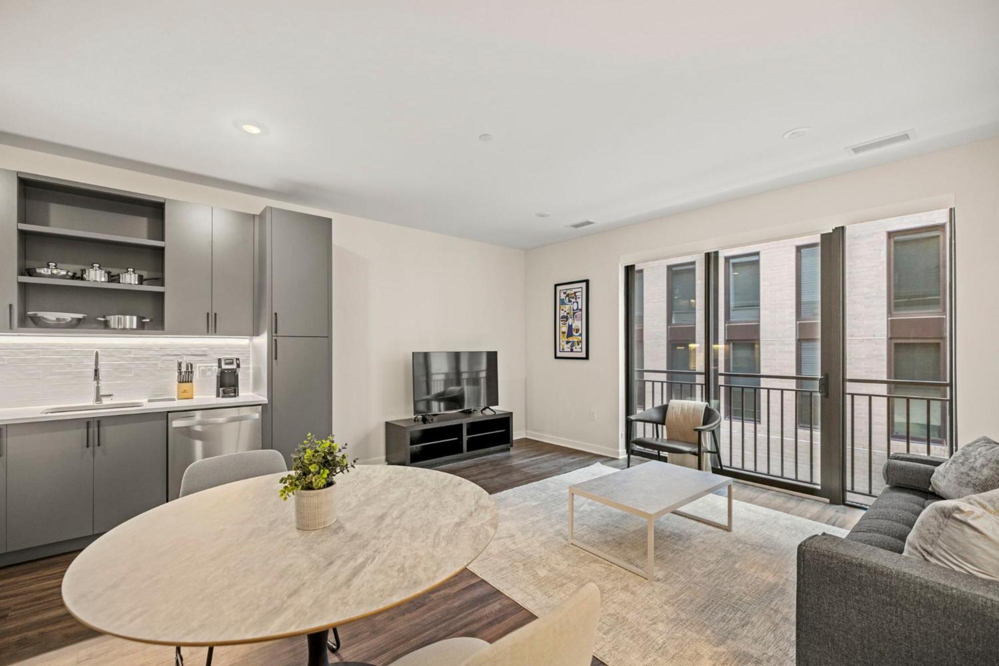 Placemakr Cathedral Heights Apartment Washington Room photo