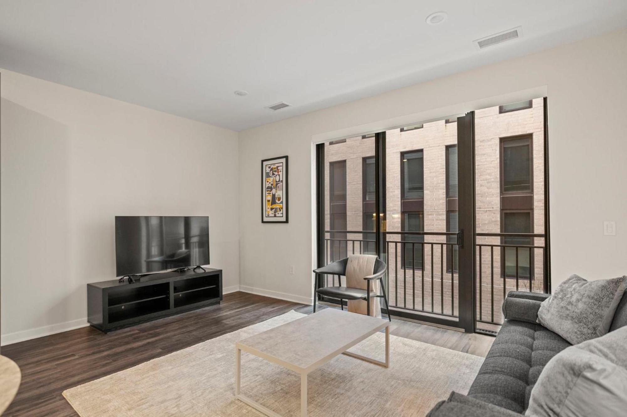 Placemakr Cathedral Heights Apartment Washington Room photo