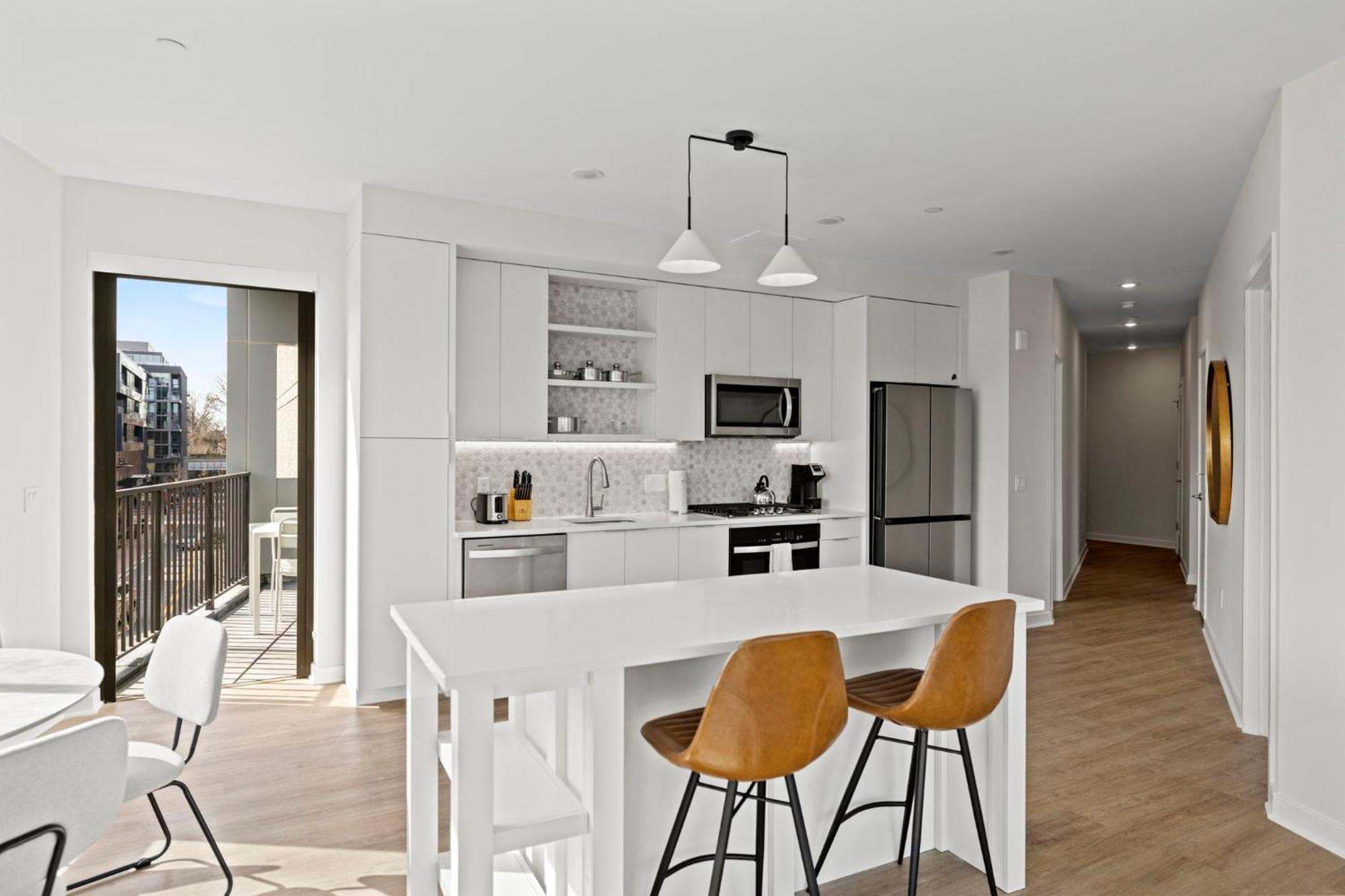 Placemakr Cathedral Heights Apartment Washington Room photo