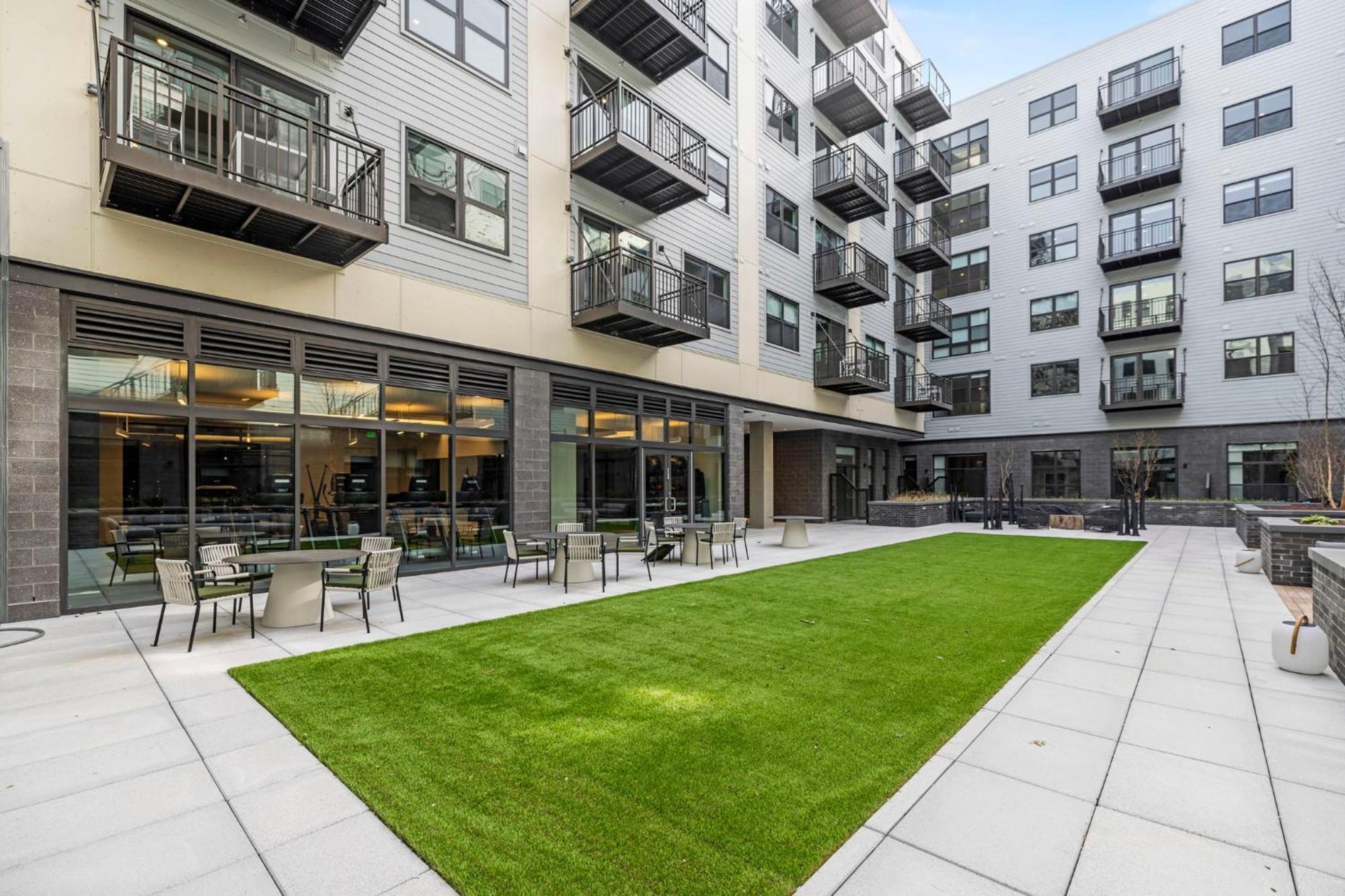 Placemakr Cathedral Heights Apartment Washington Exterior photo